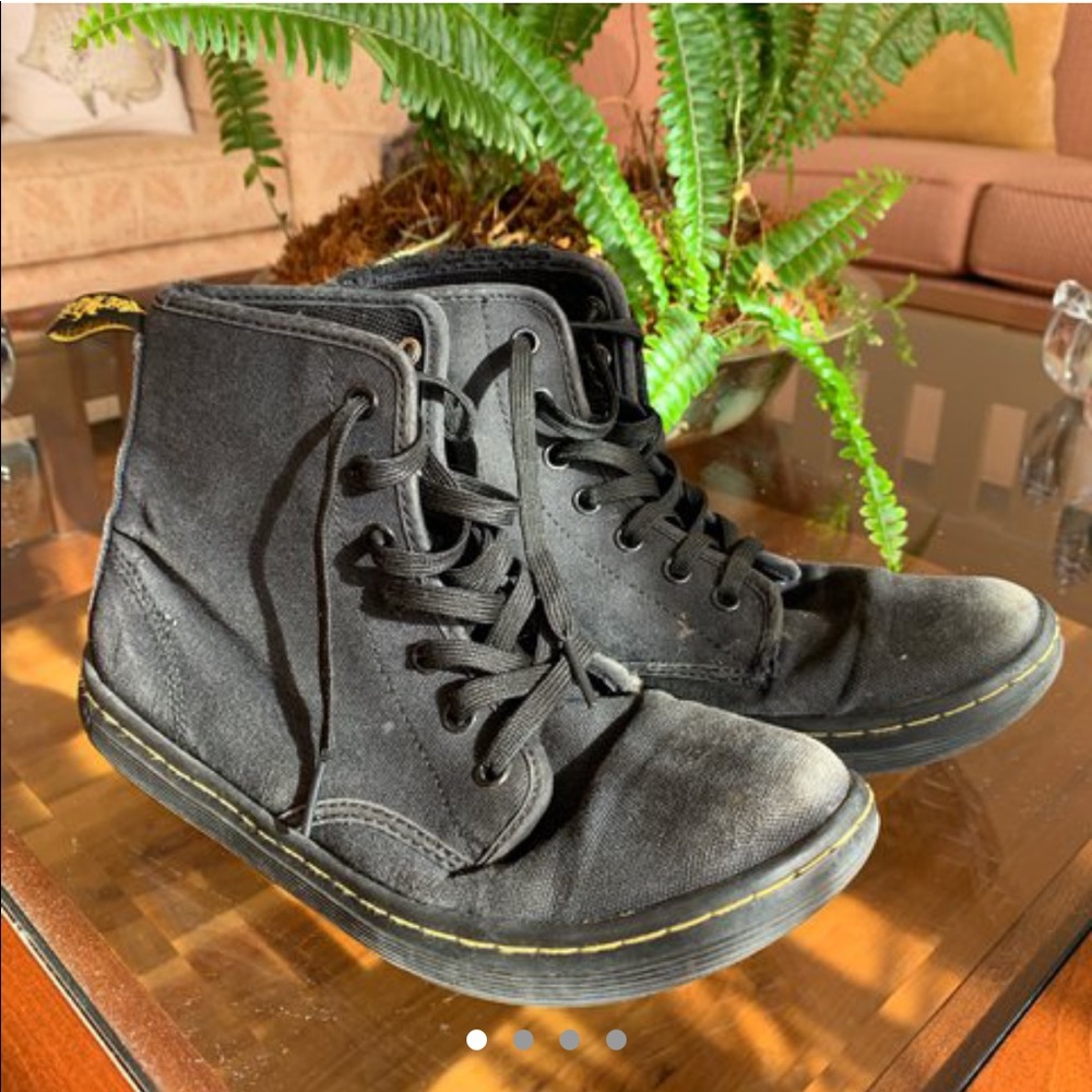 Dr.Martens - Black Canvas Boots